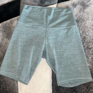 LULULEMON BIKER SHORT IN HEATHERED TIDEWATER TEAL